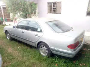 Mercedes-Benz E240 1999 Silver