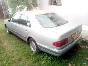 Mercedes-Benz E240 1999 Silver