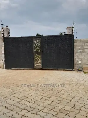 Sliding Gate Metallic Automatic
