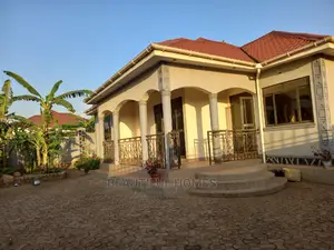 Furnished 4bdrm Bungalow in Kira for Sale