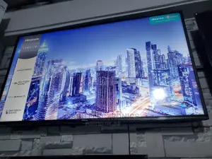 Ultra HD Hisense Smart 65 Inch