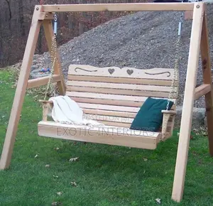 Pallet Swinging Chair Call
