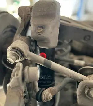 Vehicle Suspension Repair. Links and Rods