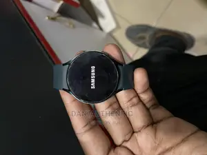 Galaxy Watch 4 Green Uk Used in Good Condition