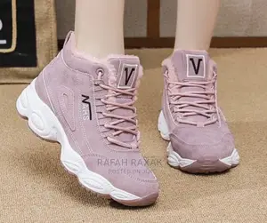 New Classic Ladies Sneakers