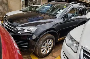 Volkswagen Touareg V6 Sport 2013 Brown