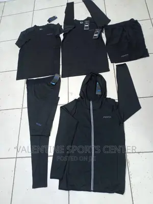 Gym Wear Suit or Jogging Wear 5 Pics Full Set Original