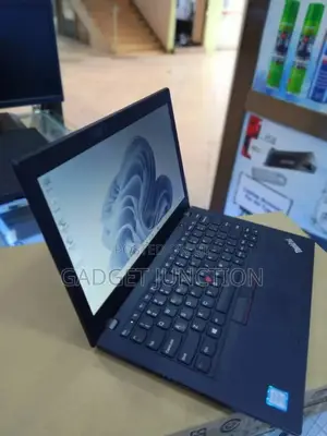 Laptop Lenovo ThinkPad X280 8GB Intel Core I7 SSD 256GB