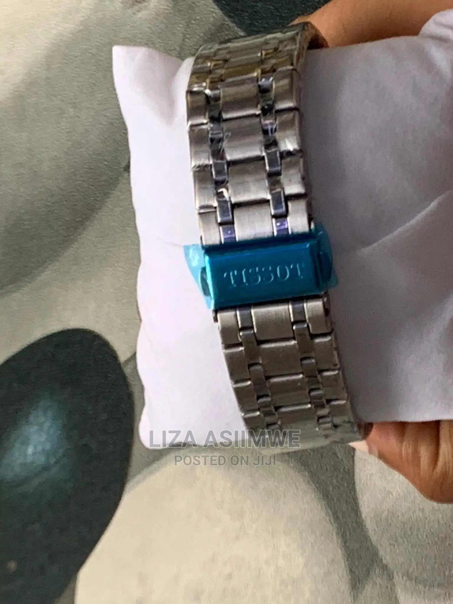 Men’S Simple Watches Available (Tissot)