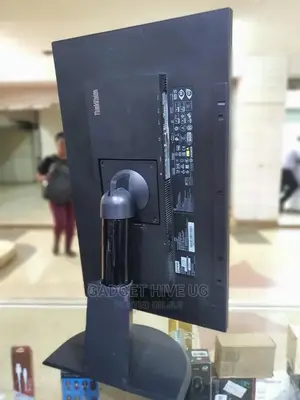 24" Ips Monitor