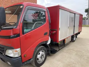 Toyota/Dyana Delivery Truck