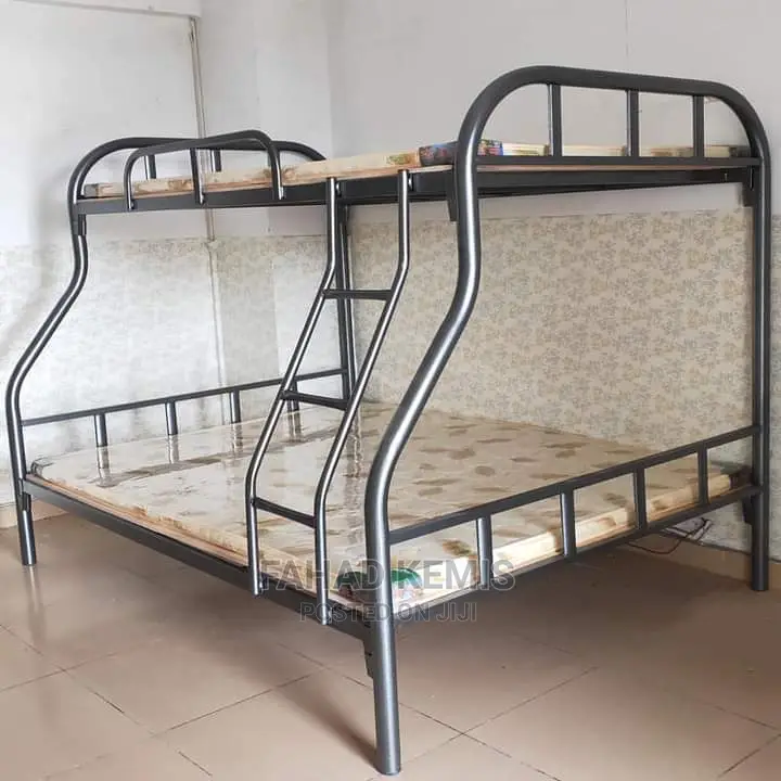 Double Deca Beds