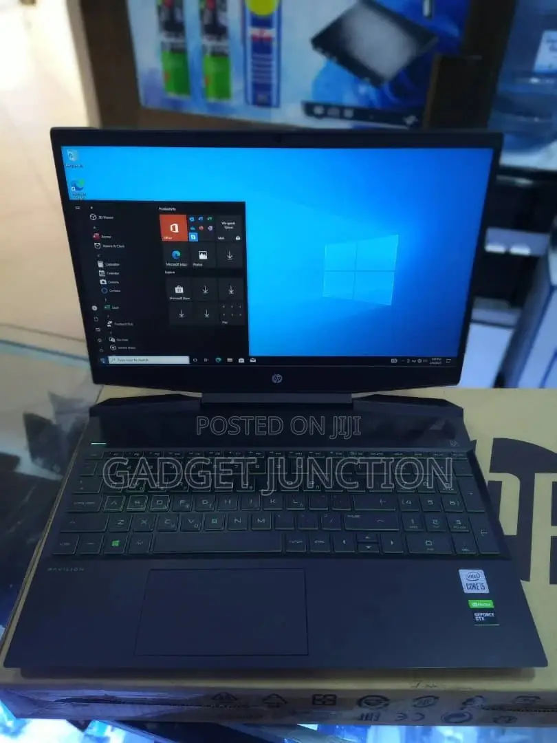 New Laptop HP Pavilion Gaming 15 2019 16GB Intel Core I5 SSD 512GB