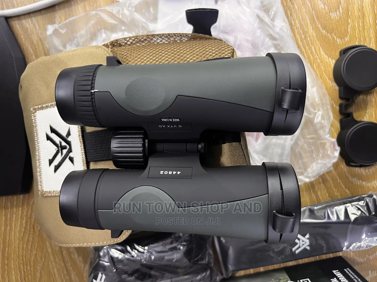 Vortex Optics Crossfire Hd 10x42 Binoculars W/ Case Glasspak Harness