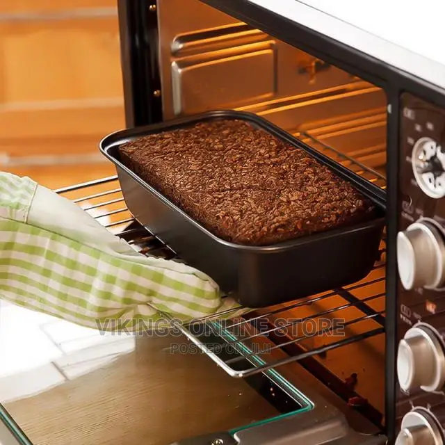 Non Stick Baking Pan.