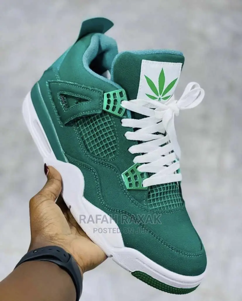 Original Air Jordan 4 Retro