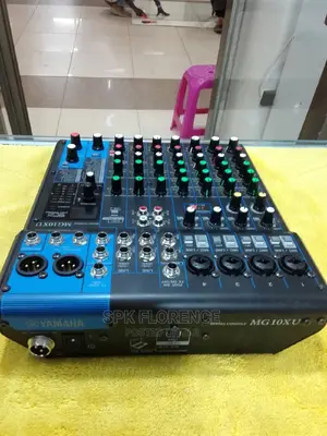 Yamaha MG10XU Mixing Console