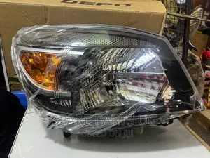 Ford Ranger 2009 - 2011 Headlight