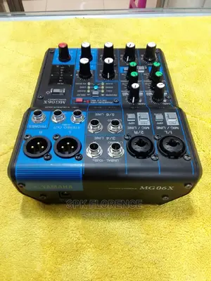Yamaha Mixing Console MG06X