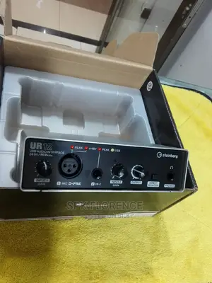 UR 12 USB 2.0 Audio Interface