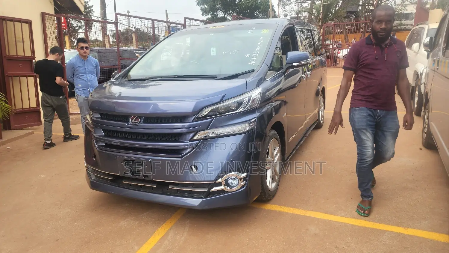 Toyota Alphard 2017 Blue