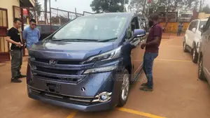 Toyota Alphard 2017 Blue