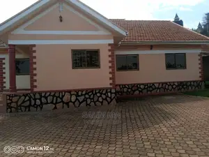 4bdrm Bungalow in Kololo Property, Central Division for Sale