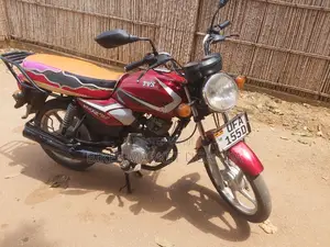 New TVS HLX 125 2019 Red