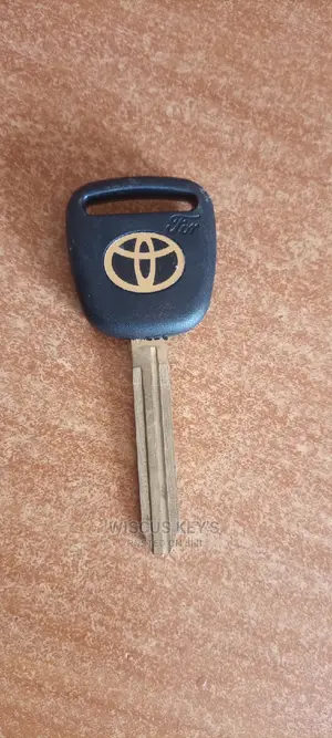 Lock Smith/Key Cutter