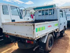 Isuzu Double Cabin