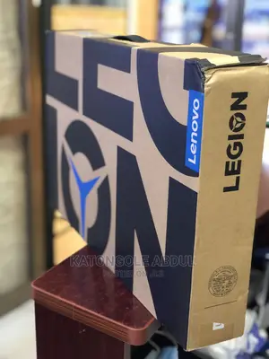 New Laptop Lenovo Legion 5 8GB AMD Ryzen 5 SSD 512GB