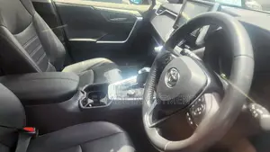 Toyota RAV4 2018 White
