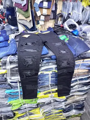 Damage Jeans