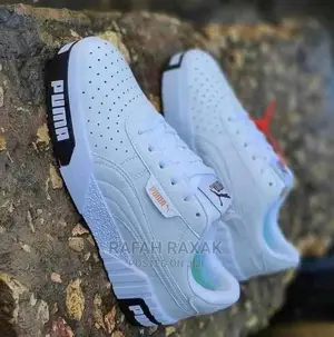 Unisex Classic Pumas