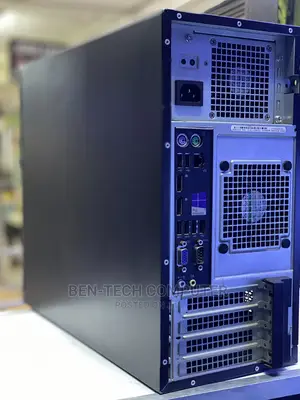 Desktop Computer Dell 8GB Intel Core I7 HDD 500GB