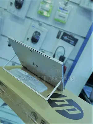 New Laptop HP Elite X2 1012 16GB Intel Core I5 SSD 512GB