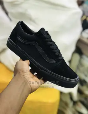 Original Triple Black Vintage Old Skool Vans Off the Wall