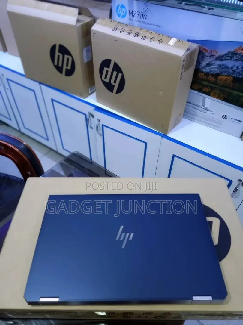 New Laptop HP Spectre X360 15 16GB Intel Core I7 SSD 1T