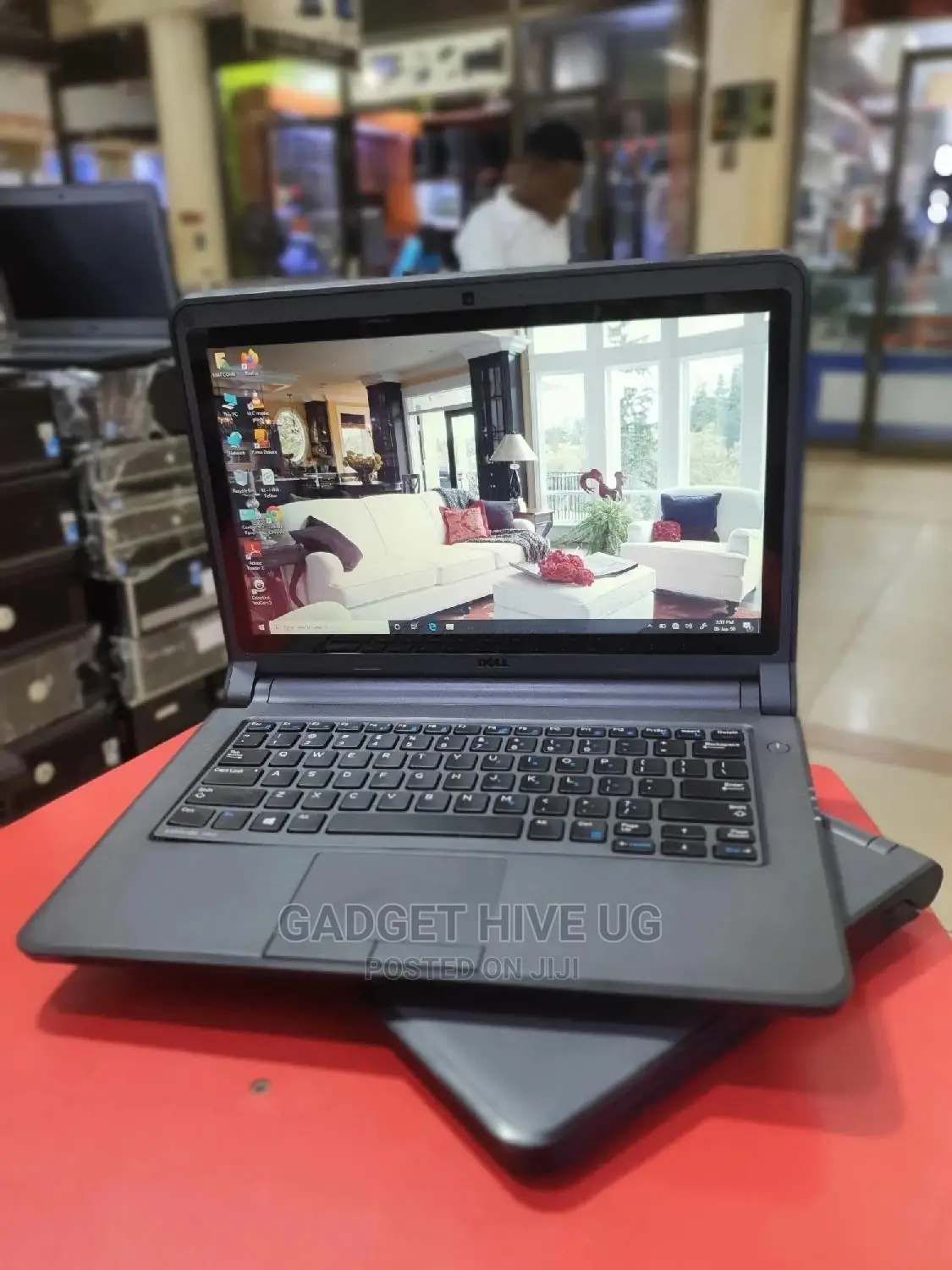 Laptop Dell Vostro 3350 4GB Intel Core I3 HDD 500GB