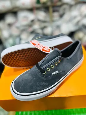 Conformity Vans Shoes