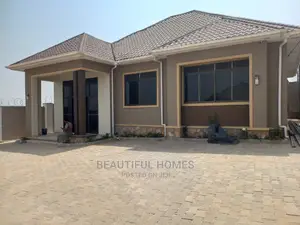 Furnished 3bdrm House in Nakwero, Kira for Sale