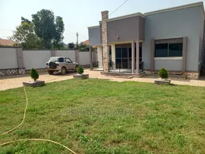 Furnished 4bdrm Bungalow in Kira for Sale
