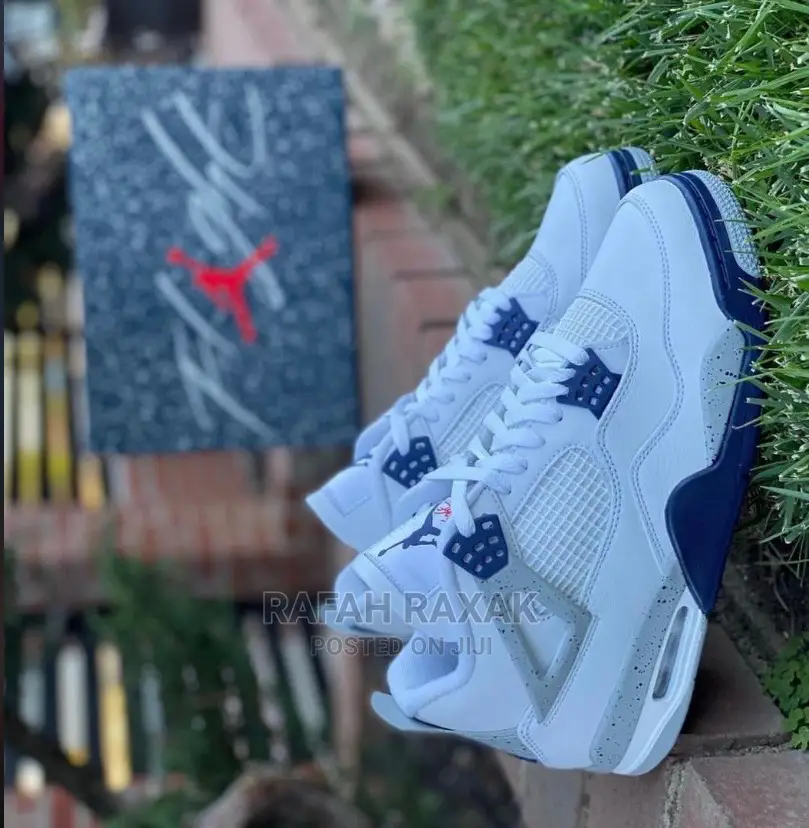 Original Air Jordan 4 Retro