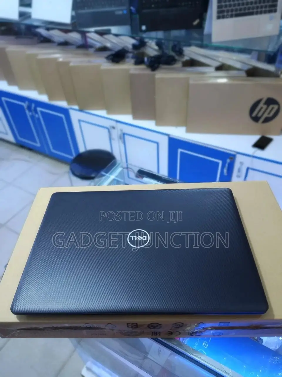 New Laptop Dell 8GB Intel Core I3 SSD 1T