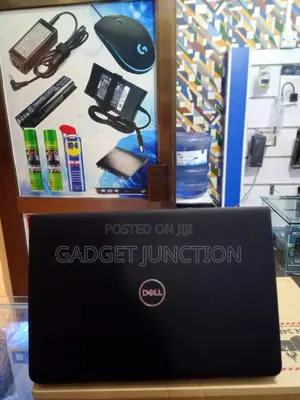 New Laptop Dell 8GB Intel Core I3 SSD 256GB