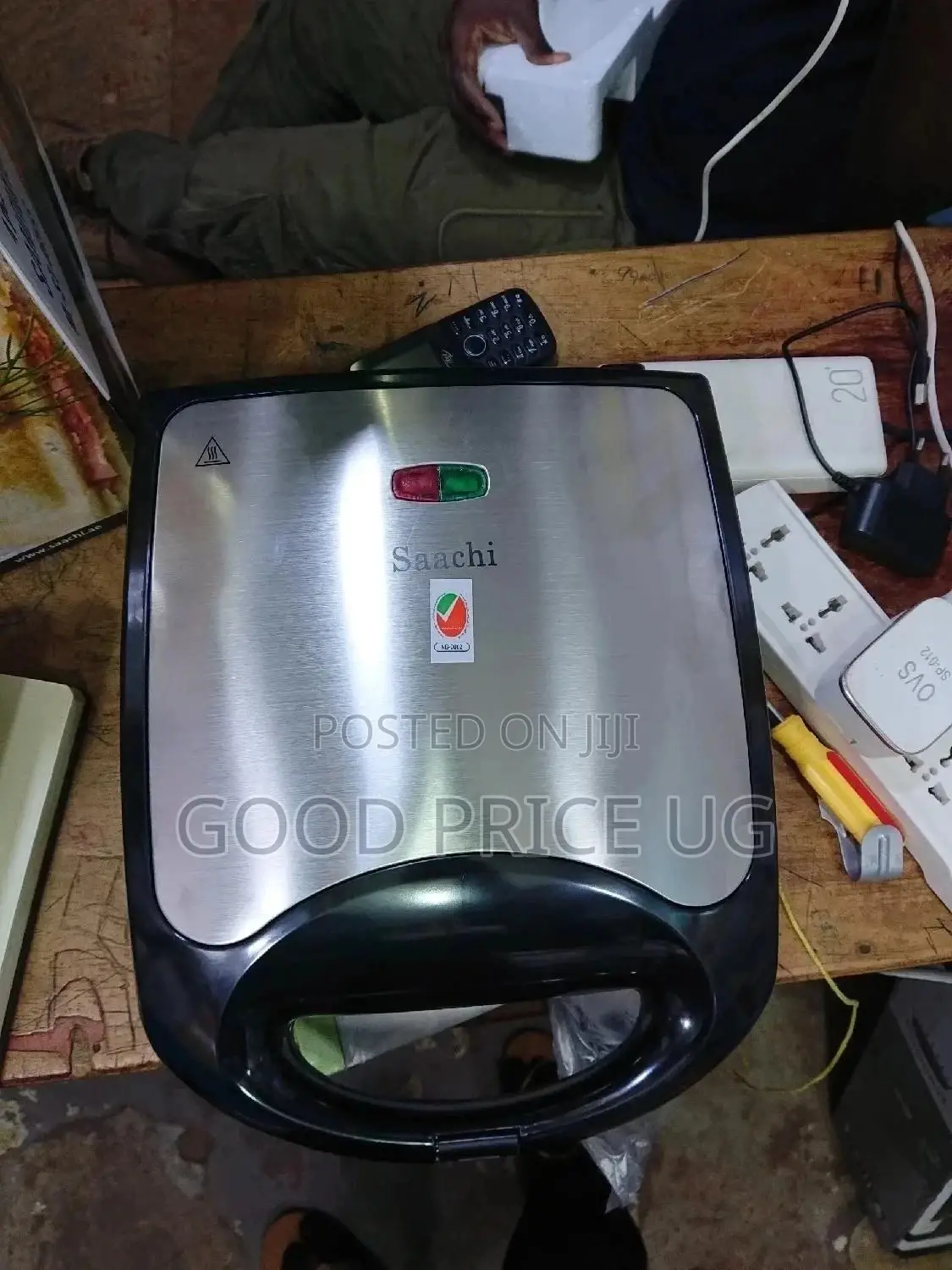 Saachi Sandwich Maker