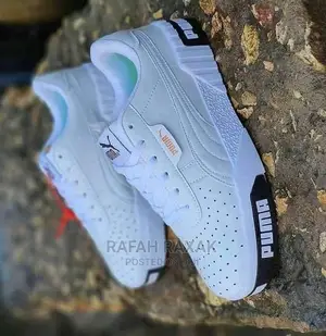 Unisex Classic Pumas