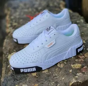Unisex Classic Pumas