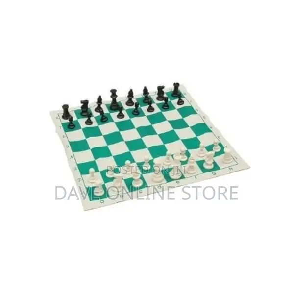 Portable Tournament Chess Game