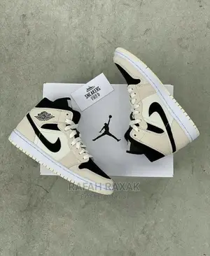 Original Classic Air Jordan 1 Sneakers